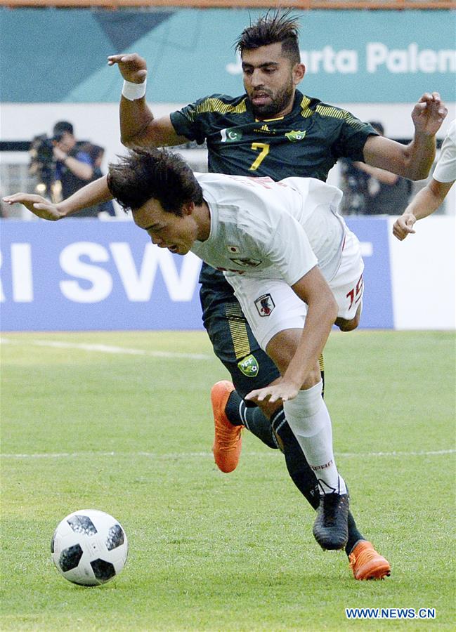 (SP)INDONESIA-CIKARANG-ASIAN GAMES 2018-MEN&rsquo;S FOOTBALL MATCH-PAKISTAN VS JAPAN