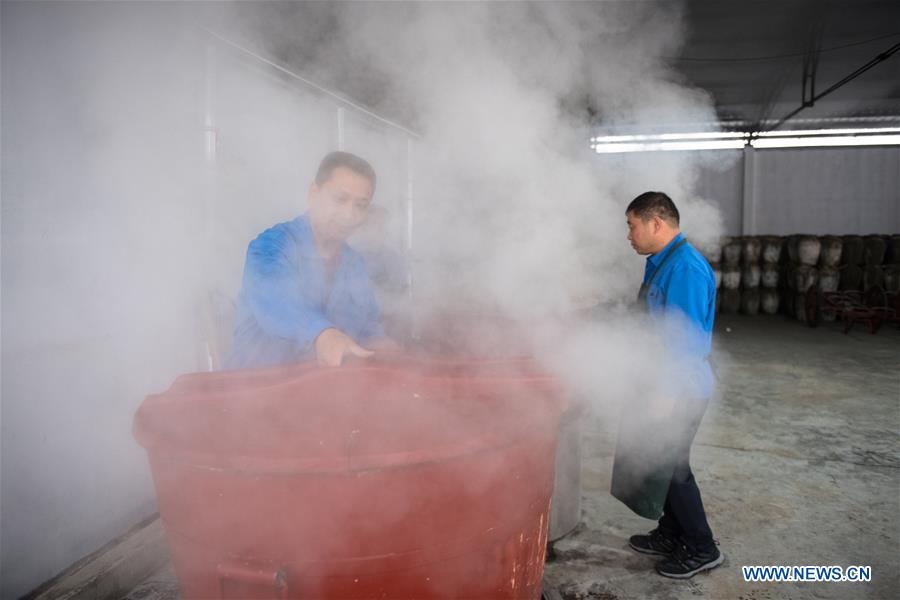 CHINA-ZHEJIANG-SHAOXING-RICE WINE-BREWING (CN)