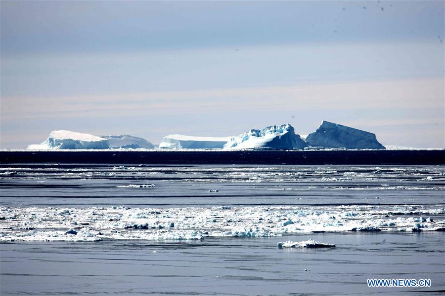 ANTARCTICA-PRYDZ BAY-XUELONG-EXPEDITION