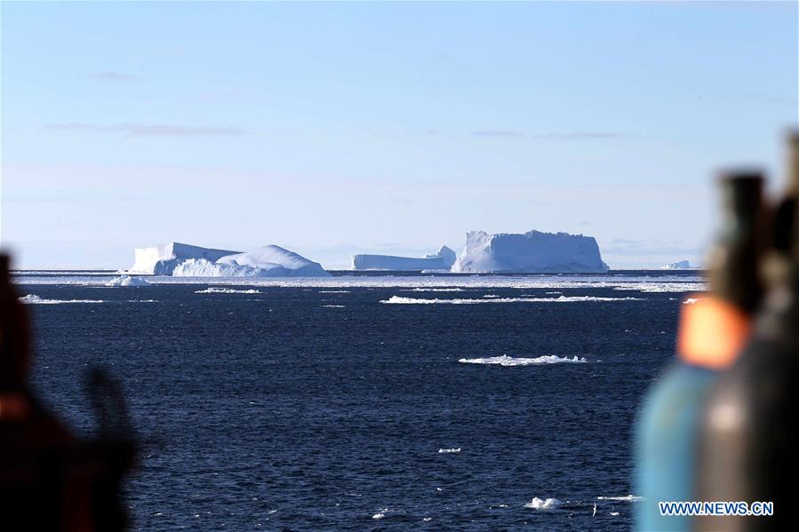 ANTARCTICA-PRYDZ BAY-XUELONG-EXPEDITION