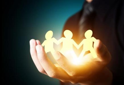 系列述評之四：及時處置風(fēng)險點(diǎn) 防止風(fēng)險由&ldquo;點(diǎn)&rdquo;成&ldquo;面&rdquo;