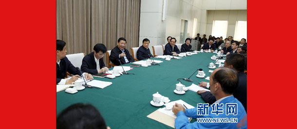 總書記同我們共話中國夢 習(xí)近平同全國勞模代表座談