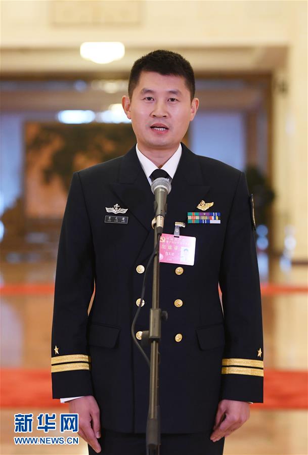 （十九大&middot;黨代表通道）（7）采訪(fǎng)黨代表