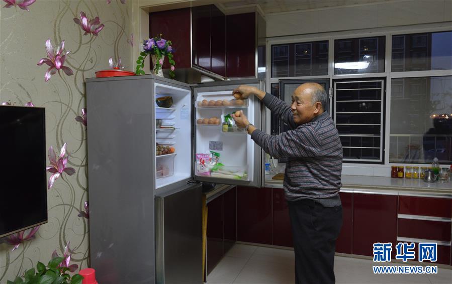 （十九大時(shí)光&middot;圖文互動(dòng)）（2）民生美景令人憧憬　美好生活召喚奮斗&mdash;&mdash;來(lái)自基層蹲點(diǎn)現(xiàn)場(chǎng)的報(bào)道 