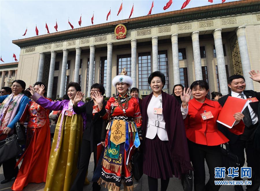 （兩會&middot;人大閉幕）（11）十二屆全國人大五次會議在北京閉幕