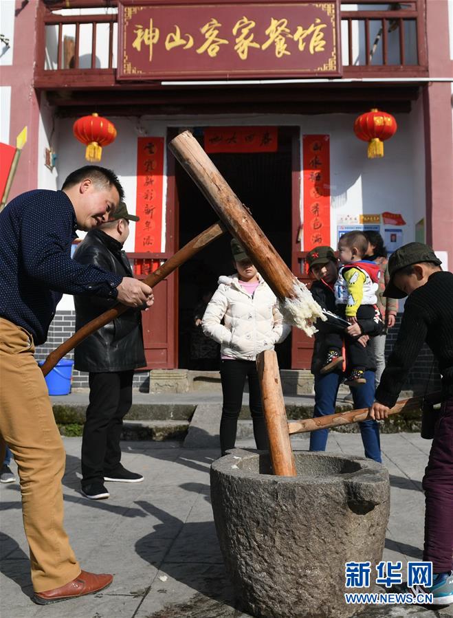 （新華全媒頭條&middot;圖文互動(dòng)）（6）行程萬(wàn)里 人民至上&mdash;&mdash;習(xí)近平總書(shū)記春節(jié)考察足跡回訪