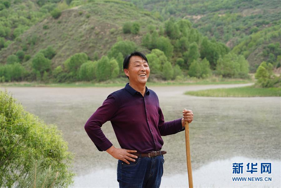 （壯闊東方潮 奮進(jìn)新時(shí)代&mdash;&mdash;慶祝改革開(kāi)放40年）（1）退耕還林20年 延安大地譜新篇