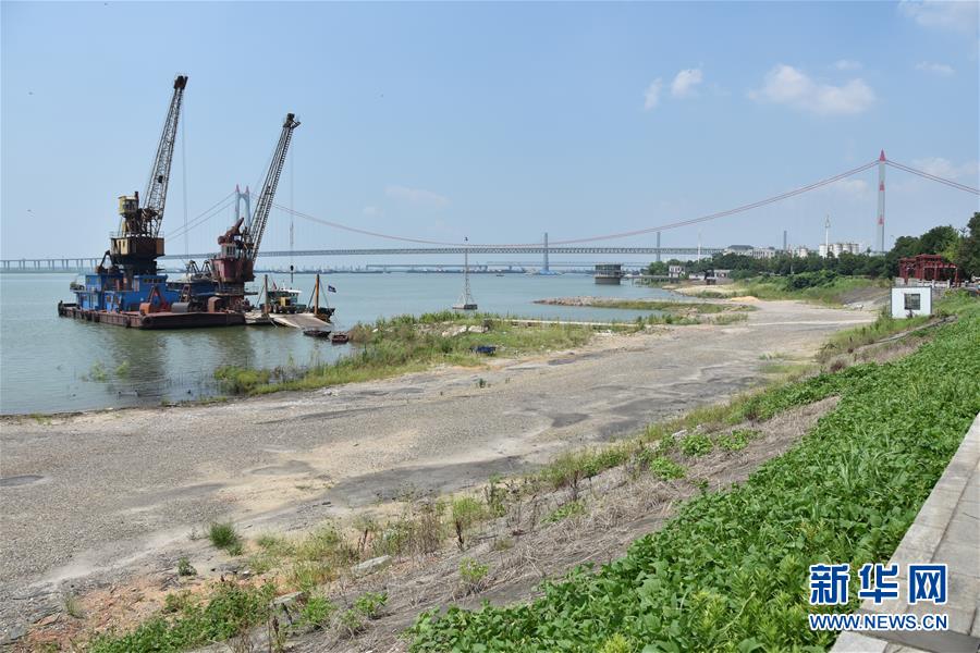 （大江奔流&mdash;&mdash;來自長江經(jīng)濟(jì)帶的報(bào)道&middot;圖文互動(dòng)）（2）登岳陽樓，又見&ldquo;浩浩湯湯&rdquo;
