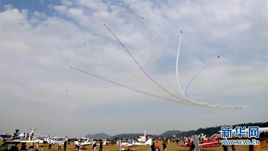 (圖文互動(dòng))(10)軍事專家詳解中國(guó)航展空軍裝備四大看點(diǎn)