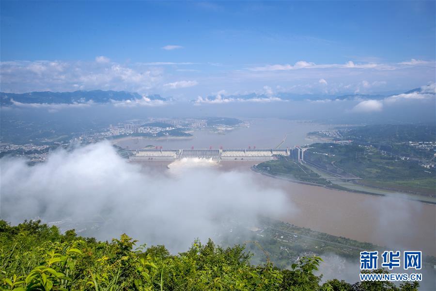 (百城百縣百企調(diào)研行·圖文互動)(2)建設(shè)長江綠色走廊再譜新章——長江三峽集團(tuán)發(fā)展紀(jì)實(shí)