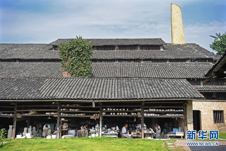 （新華全媒頭條&middot;圖文互動）（12）千年窯火中的&ldquo;復(fù)興密碼&rdquo;&mdash;&mdash;景德鎮(zhèn)新觀察