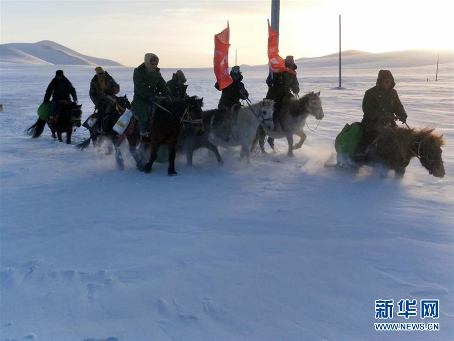 (新華全媒頭條·圖文互動)(3)風雪中傳遞溫暖的力量——記青海干部群眾抗擊玉樹雪災(zāi)