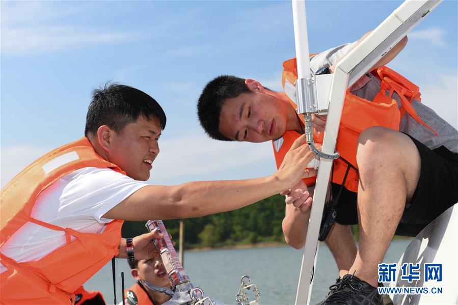 (新華全媒頭條·圖文互動(dòng))(16)青春萬歲 強(qiáng)國有我