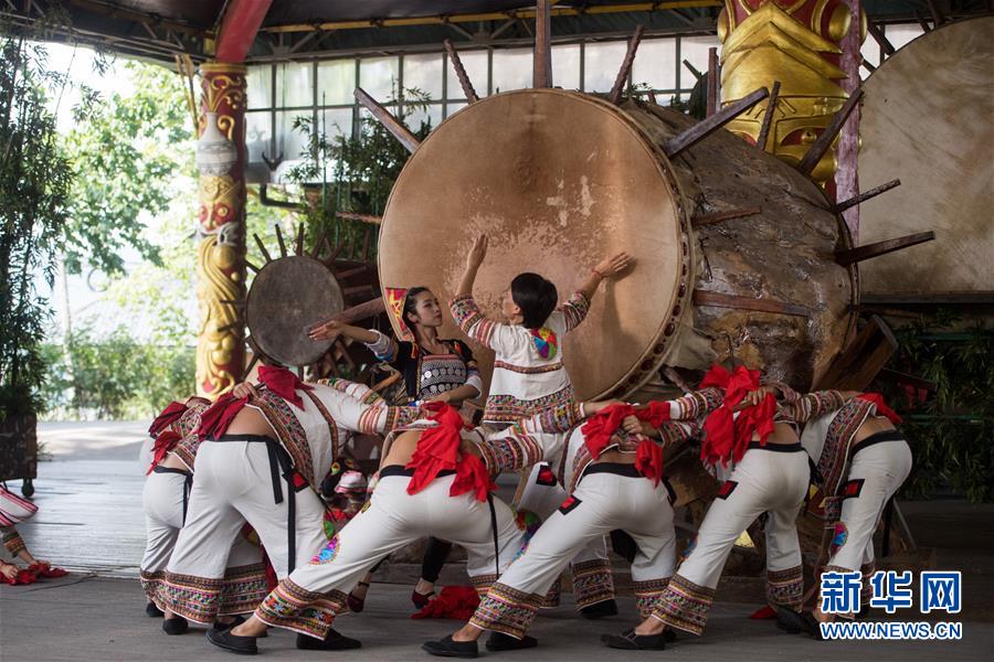 (圖文互動(dòng))(4)從“最后定族”到“率先脫貧”——我國(guó)第56個(gè)民族基諾族脫貧記事