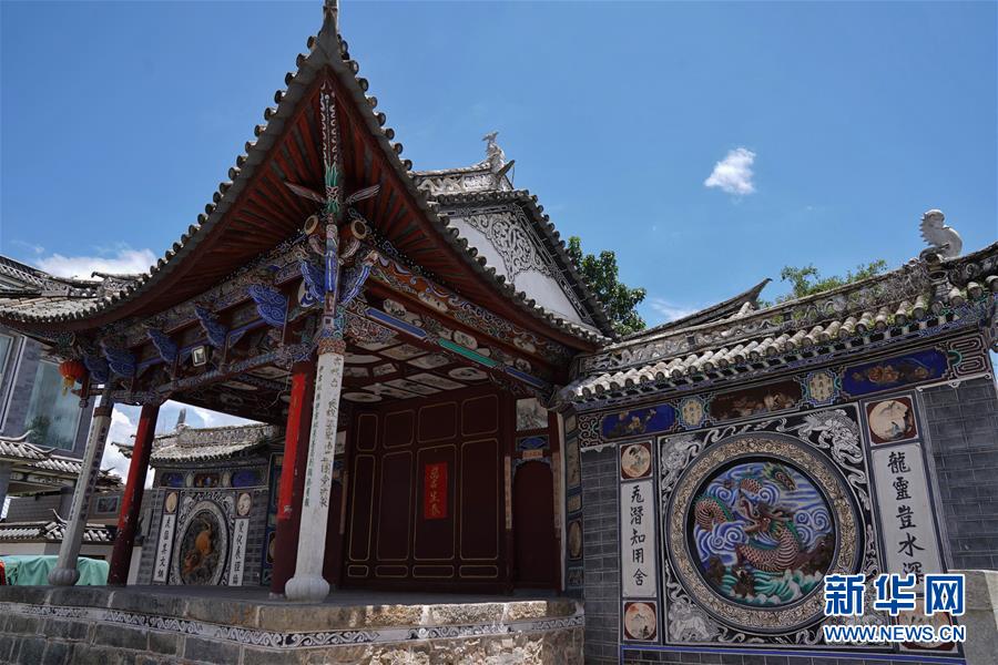 (在習(xí)近平新時代中國特色社會主義思想指引下——新時代新作為新篇章·總書記關(guān)心的百姓身邊事·圖文互動)(5)留住鄉(xiāng)愁 綻放新顏——傳統(tǒng)村落保護激發(fā)鄉(xiāng)村活力