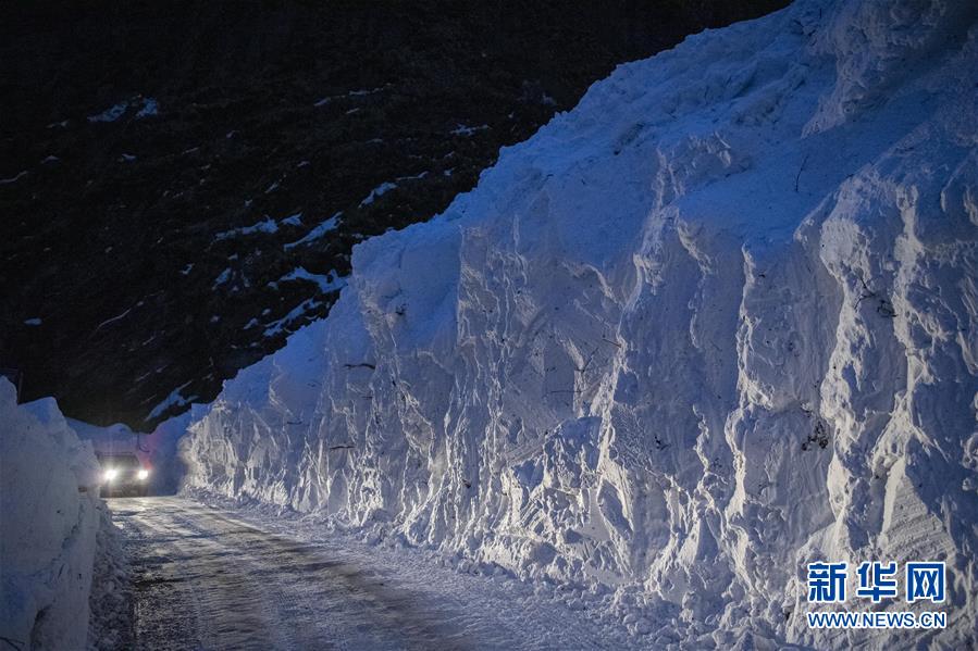 (新春走基層·圖文互動(dòng))(2)邊境口岸靜候春天
