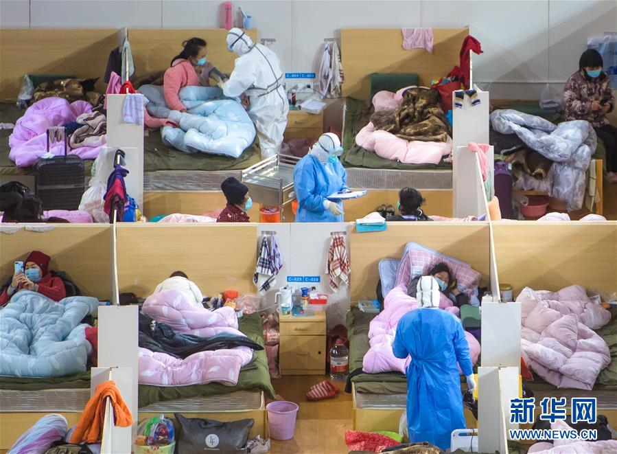 (新華全媒頭條·圖文互動(dòng))(12)托舉生命的方舟——方艙醫(yī)院建設(shè)記