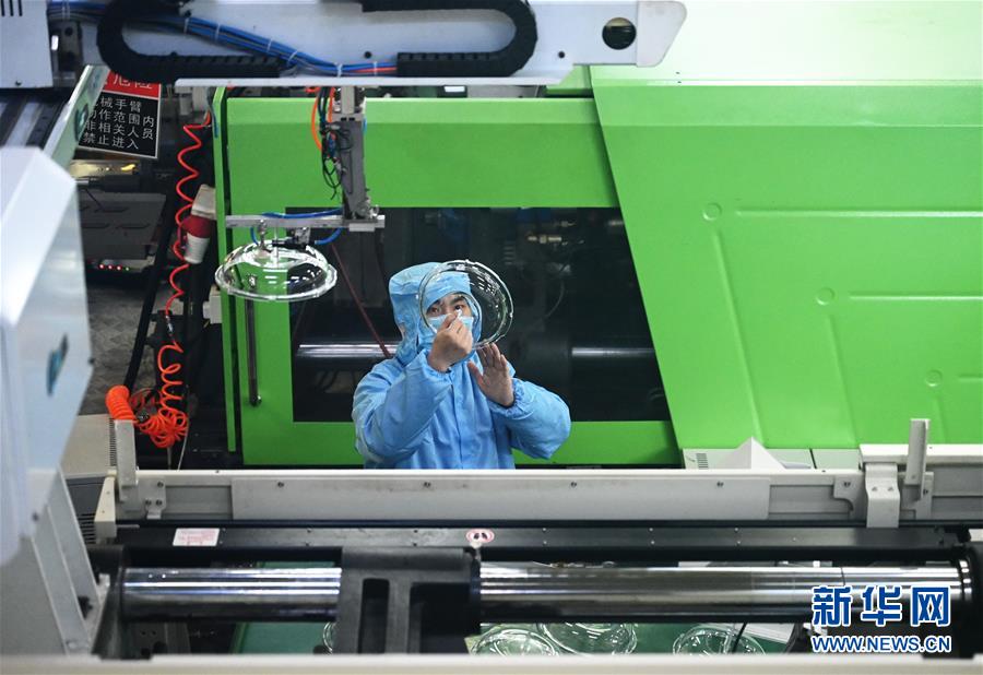 （來自經(jīng)濟(jì)前沿的故事&middot;企業(yè)復(fù)工復(fù)產(chǎn)&middot;圖文互動(dòng)）（4）&ldquo;危機(jī)中發(fā)現(xiàn)新商機(jī)&rdquo;&mdash;&mdash;中國(guó)科技制造企業(yè)復(fù)工復(fù)產(chǎn)觀察