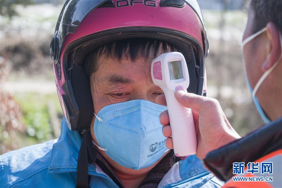 （圖文互動）（2）超三分之一村（社區(qū)）&ldquo;無疫情&rdquo;，武漢所轄這個區(qū)是怎么做到的？