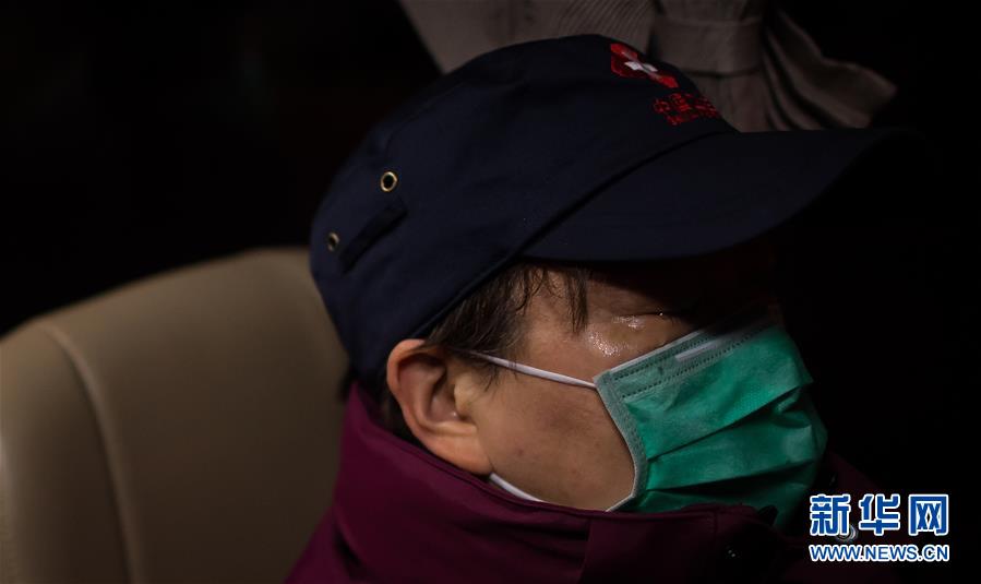 （新華全媒頭條&middot;習(xí)近平致敬的戰(zhàn)&ldquo;疫&rdquo;英雄&middot;武漢人民篇&middot;圖文互動(dòng)）（11）壯哉，大武漢&mdash;&mdash;獻(xiàn)給英雄的武漢人民