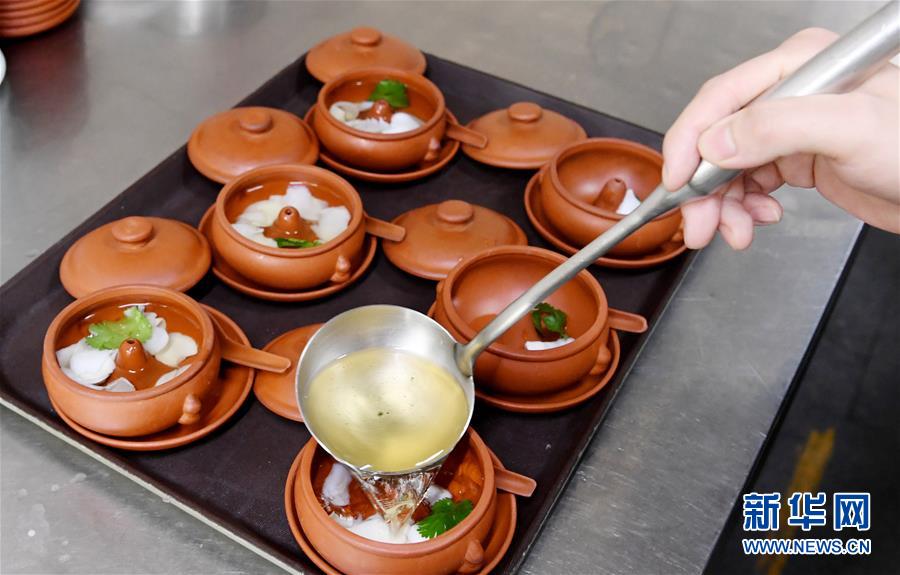 （聚焦復工復產(chǎn)&middot;圖文互動）（3）&ldquo;分得安心，吃得放心&rdquo;&mdash;&mdash;豫菜老字號的復工見聞