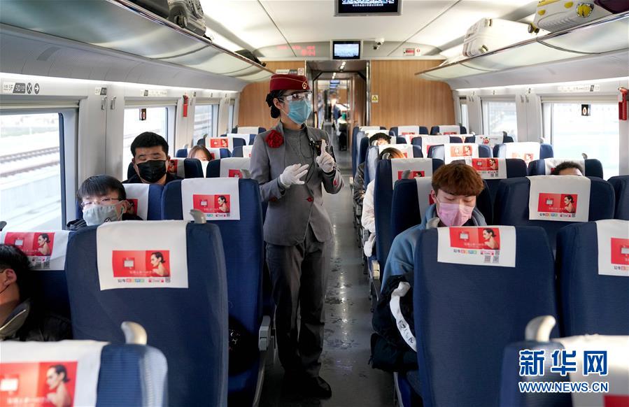 （聚焦疫情防控&middot;圖文互動(dòng)）（5）團(tuán)結(jié)起來(lái)！我們?nèi)f眾一心！&mdash;&mdash;中國(guó)抗疫人民力量的生動(dòng)實(shí)踐