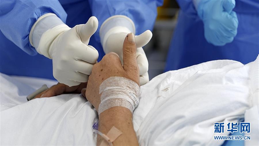 (聚焦疫情防控)(2)73天ECMO輔助治療的新冠肺炎核酸轉(zhuǎn)陰患者經(jīng)雙肺移植后重啟呼吸