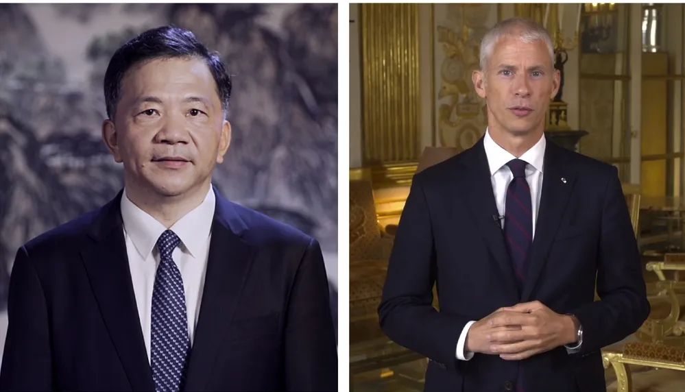 中宣部副部長(zhǎng)，中央廣播電視總臺(tái)臺(tái)長(zhǎng)、  總編輯慎海雄與法國(guó)文化部部長(zhǎng)弗蘭克&middot;里斯特  共同宣布項(xiàng)目啟動(dòng)