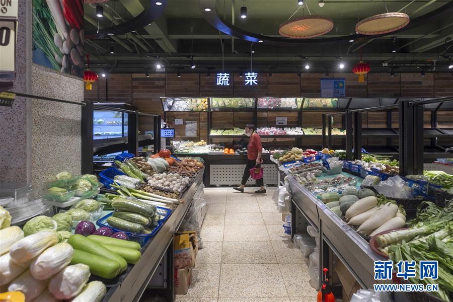 （圖文互動）（1）告別臟亂，留住溫情&mdash;&mdash;上海鬧市小菜場見聞