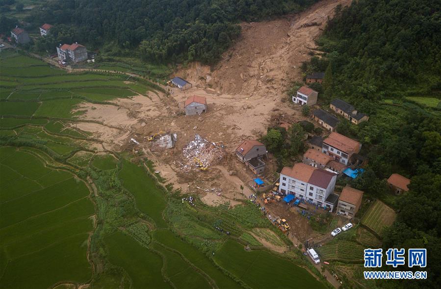 (防汛抗洪·圖文互動(dòng))(3)湖北黃梅山體滑坡事故救援紀(jì)實(shí)