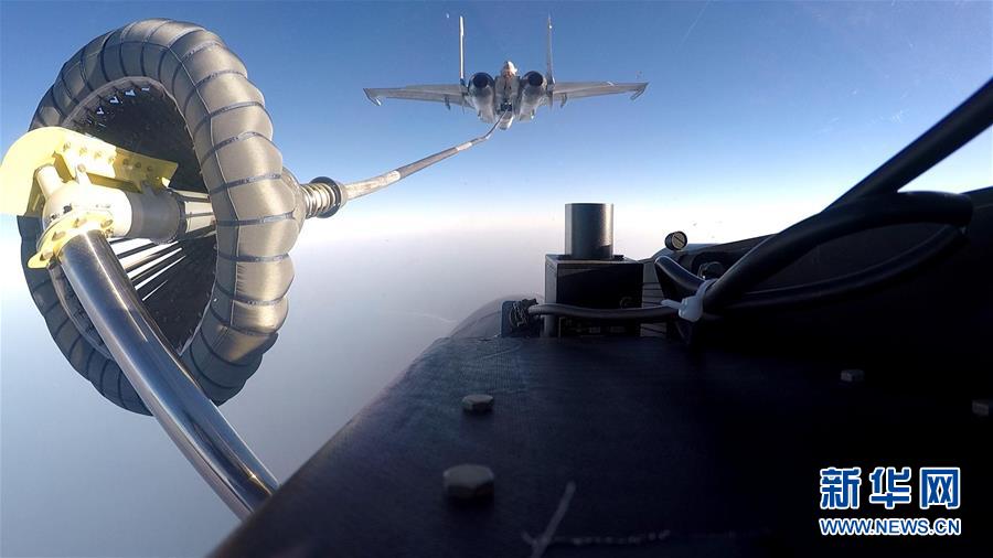 （在習(xí)近平強軍思想指引下&middot;我們在戰(zhàn)位報告&middot;圖文互動）（9）奮飛在新時代的海天&mdash;&mdash;海軍某艦載航空兵部隊備戰(zhàn)打仗記事