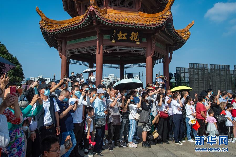 (新華全媒頭條·圖文互動)(2)大美中國看活力——來自國慶黃金周的一線觀察