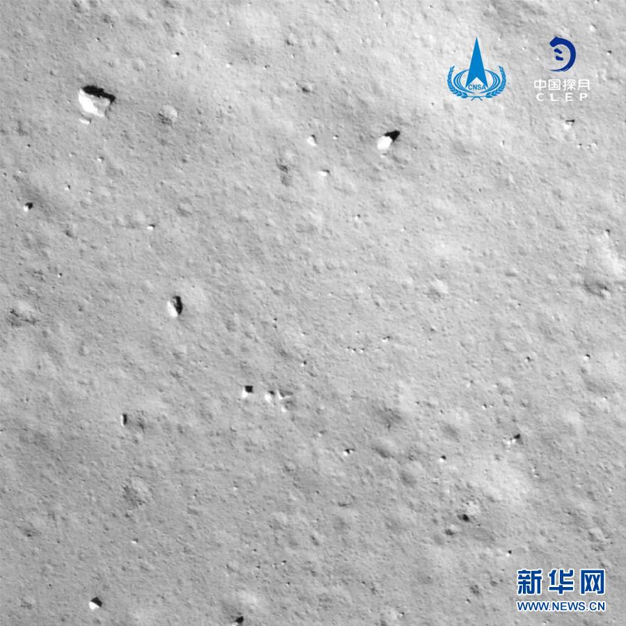 (嫦娥五號探月)(5)嫦娥五號探測器實(shí)施動(dòng)力下降并成功著陸