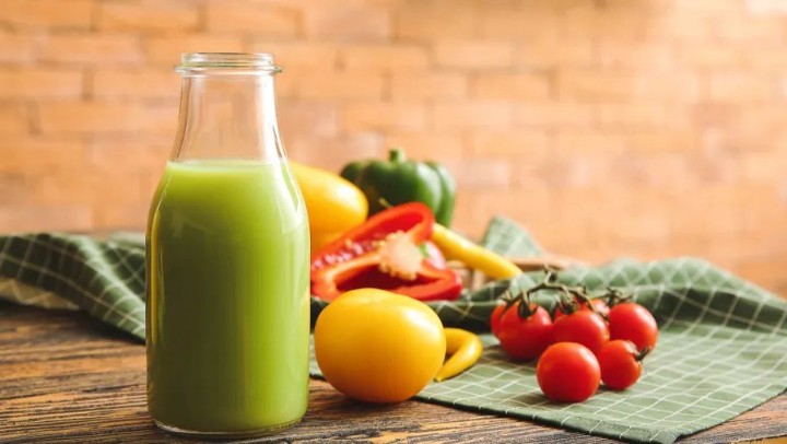 榨蔬菜汁喝，比吃蔬菜更健康更方便？