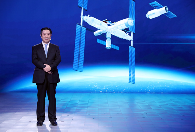 將要建造的空間站基本構(gòu)型有三個(gè)艙，構(gòu)成英文T字型