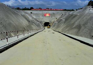 國土開發(fā)和保護(hù)面臨許多新情況、新矛盾和新挑戰(zhàn)