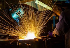 2016工業(yè)運行穩(wěn)中向好、提質(zhì)增效