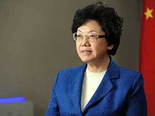 大醫(yī)院人滿為患，社區(qū)醫(yī)院門可羅雀怎么破？