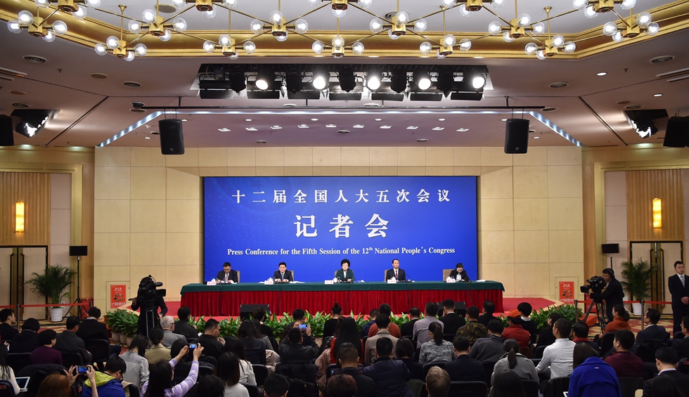 回放:國(guó)家衛(wèi)生計(jì)生委主任李斌等答記者問