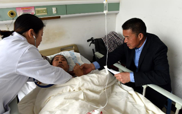 兩會晨評：看病難該如何解決？