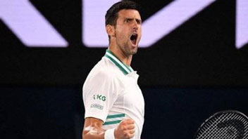 九進(jìn)決賽 九度奪冠！德約科維奇衛(wèi)冕&ldquo;澳網(wǎng)之王&rdquo;