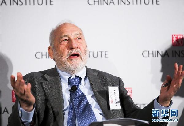 (中美貿易摩擦·圖文互動)(1)施蒂格利茨:美通過貿易保護解決赤字問題方式太“原始”