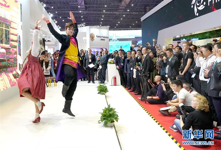 （新華全媒頭條&middot;圖文互動）（13）人間正道 浩蕩前行&mdash;&mdash;習近平主席出席首屆中國國際進口博覽會紀實