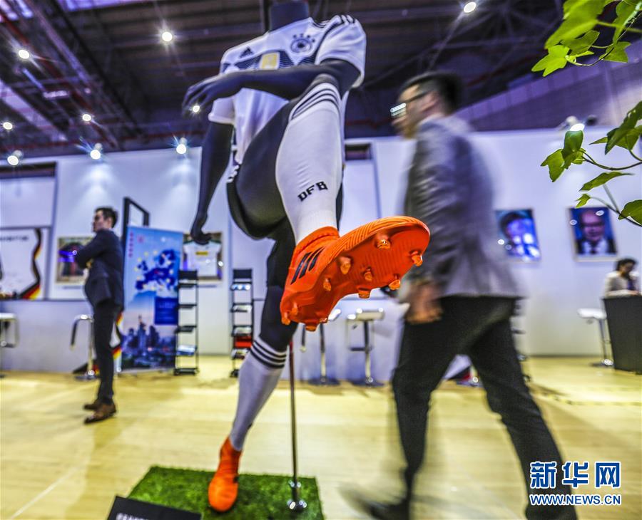 （新華全媒頭條&middot;圖文互動）（14）人間正道 浩蕩前行&mdash;&mdash;習近平主席出席首屆中國國際進口博覽會紀實