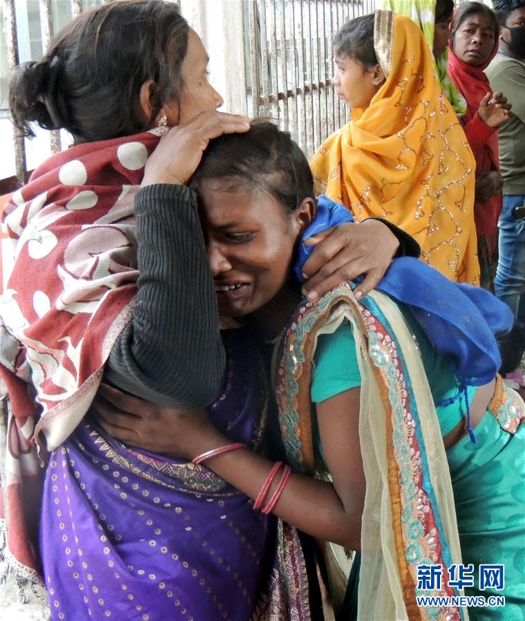 (國際)(2)印度假酒事件死亡人數(shù)升至80人