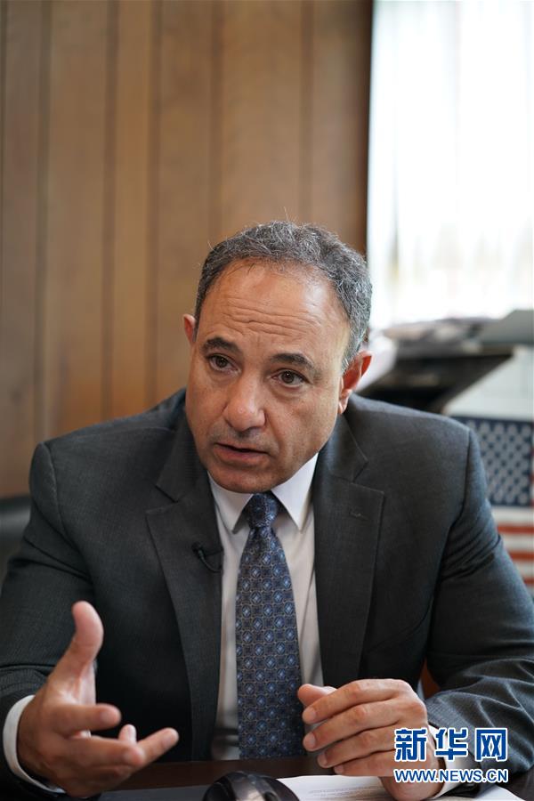 （國(guó)際&middot;圖文互動(dòng)）（1）通訊：安全、好用、實(shí)惠&mdash;&mdash;美國(guó)電信運(yùn)營(yíng)商的華為親體驗(yàn)