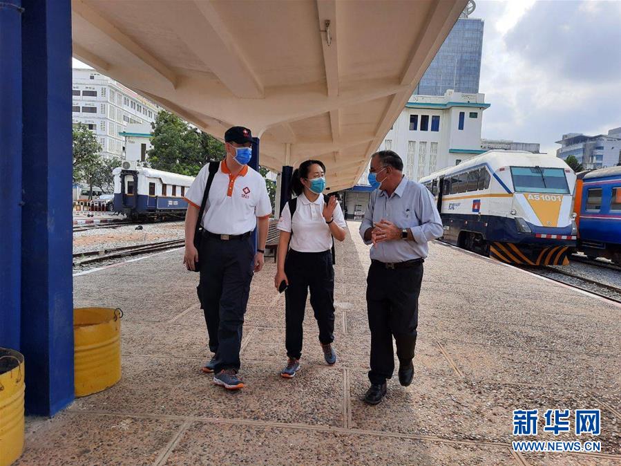 （國際疫情&middot;圖文互動）（8）&ldquo;工作忙碌又細致，經(jīng)驗豐富又專業(yè)&rdquo;&mdash;&mdash;一名柬埔寨青年眼中的中國援柬抗疫醫(yī)療專家組