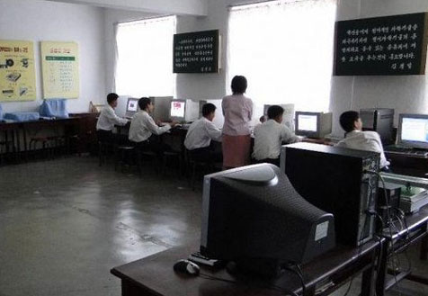 朝鮮斷網(wǎng)，是誰(shuí)拔的插頭？