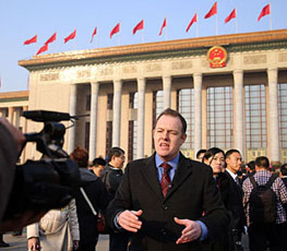 中國兩會(huì) 老外們都關(guān)注什么？