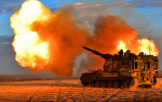 戈壁大漠上演自行火炮分隊(duì)對(duì)抗，場(chǎng)面霸氣！